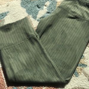 Lululemon Vintage Black And Green Floral Capris